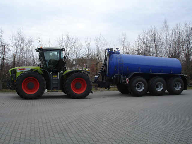 x-guelle2.jpg (94755 Byte)